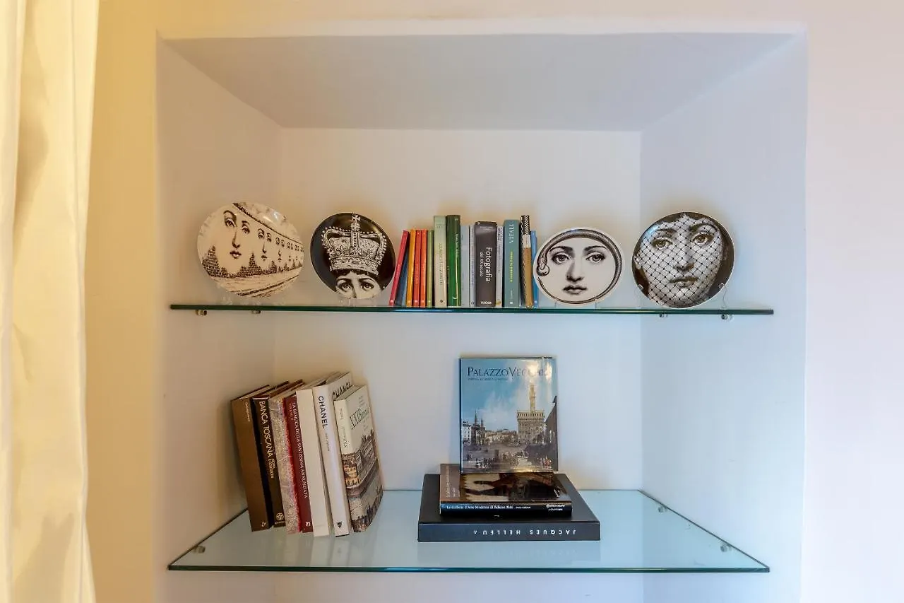 Design&Tradition Florence Apartment